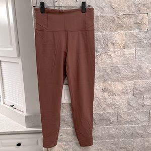 Athleta Elation 7/8 Tights Size M